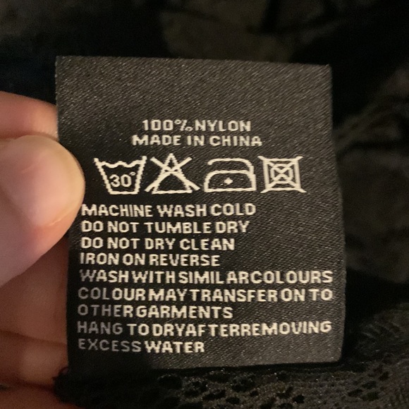 Morte Mistress Top [B] - S / Black gothic top preowned - Picture 7 of 10